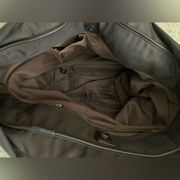 23KU Brown Shoulder Bag - Picture 3 of 16